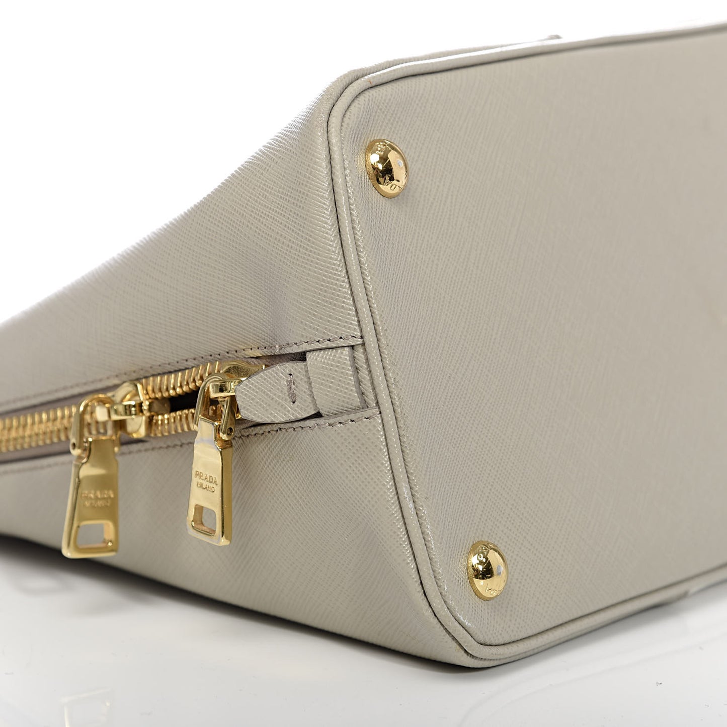 Saffiano Lux Bi-Color Promenade Tote Talco Pomice