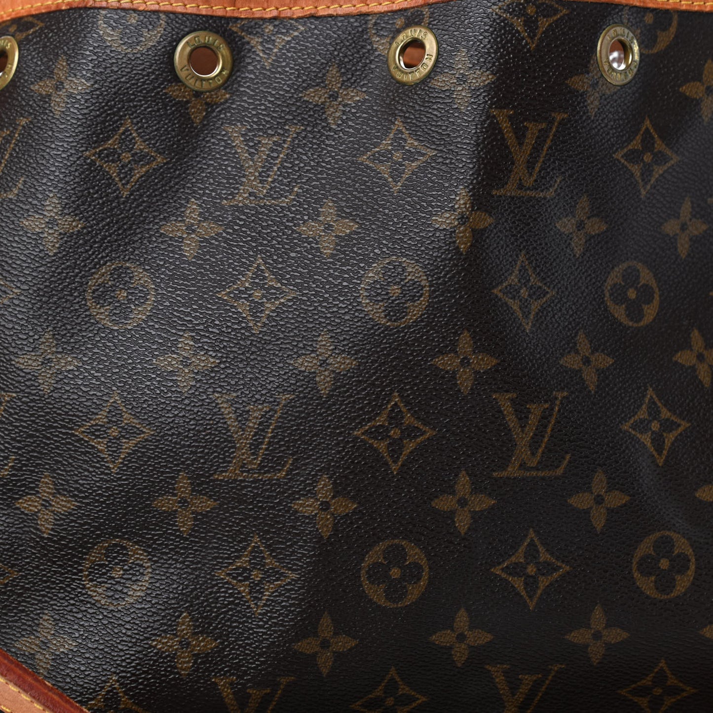 Monogram Noe