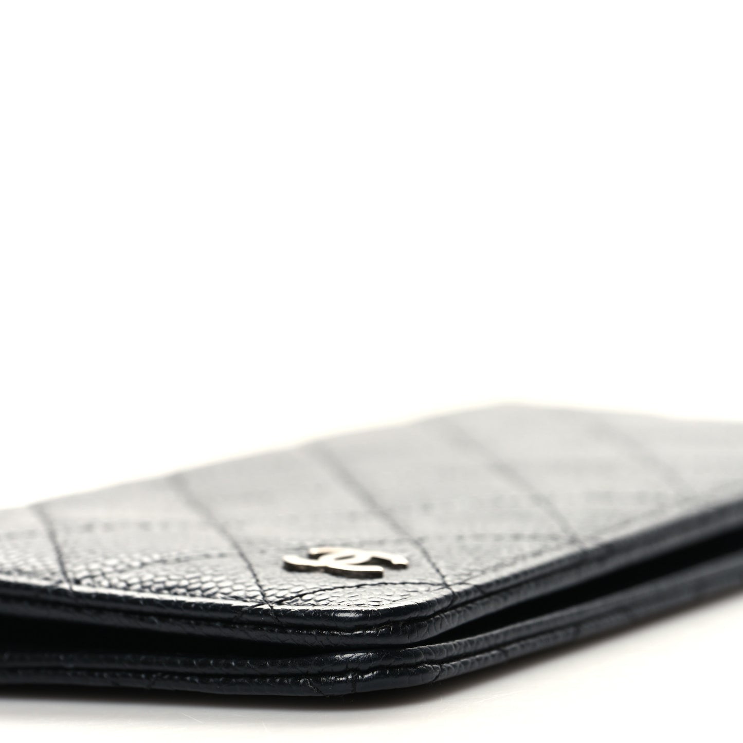 Caviar Quilted Medium Agenda Cover Black