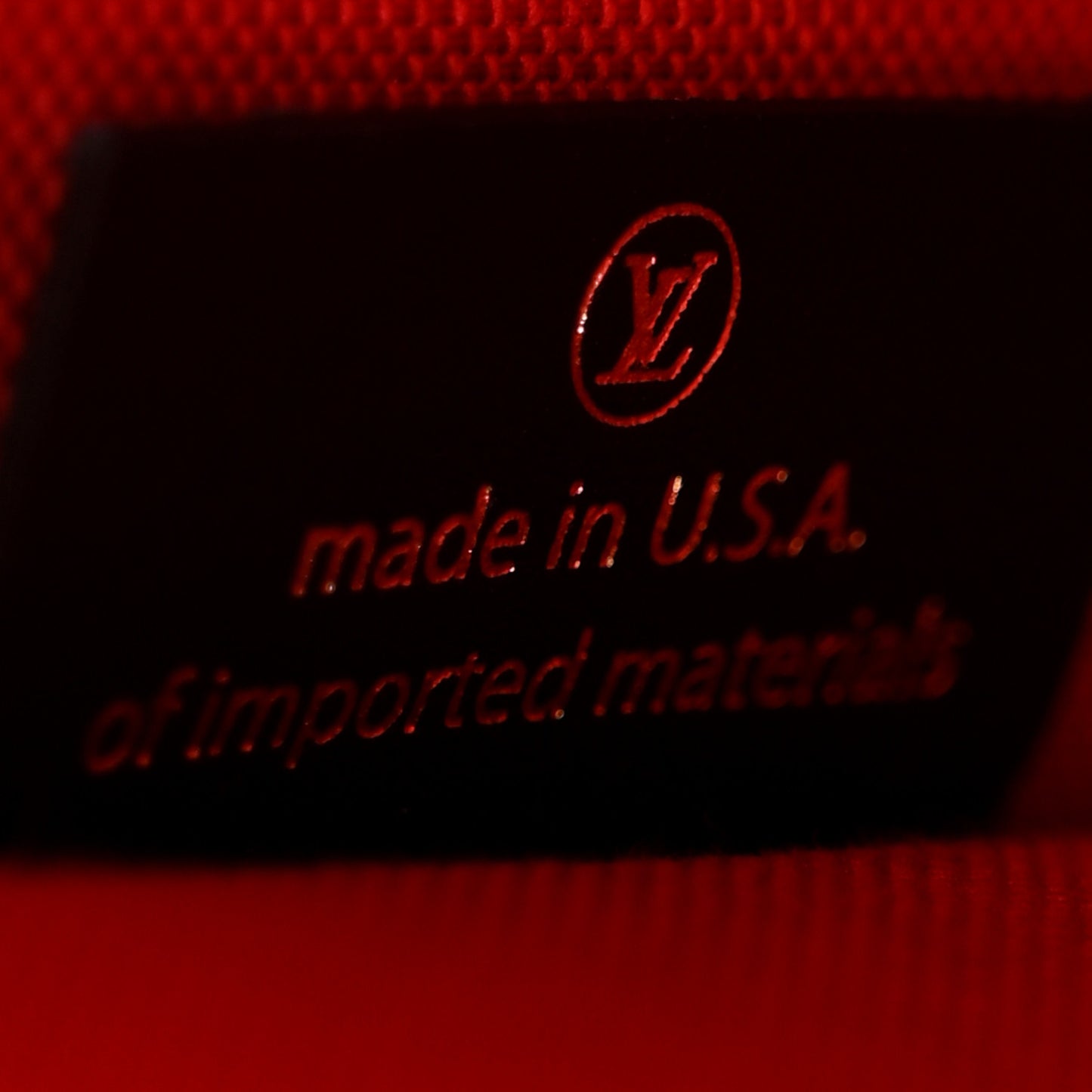 Reverse Monogram Giant Onthego MM