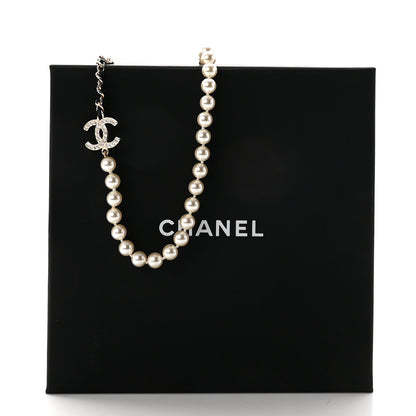 Chanel Lambskin Pearl Crystal CC Short Necklace Gold White Black 7 of 7