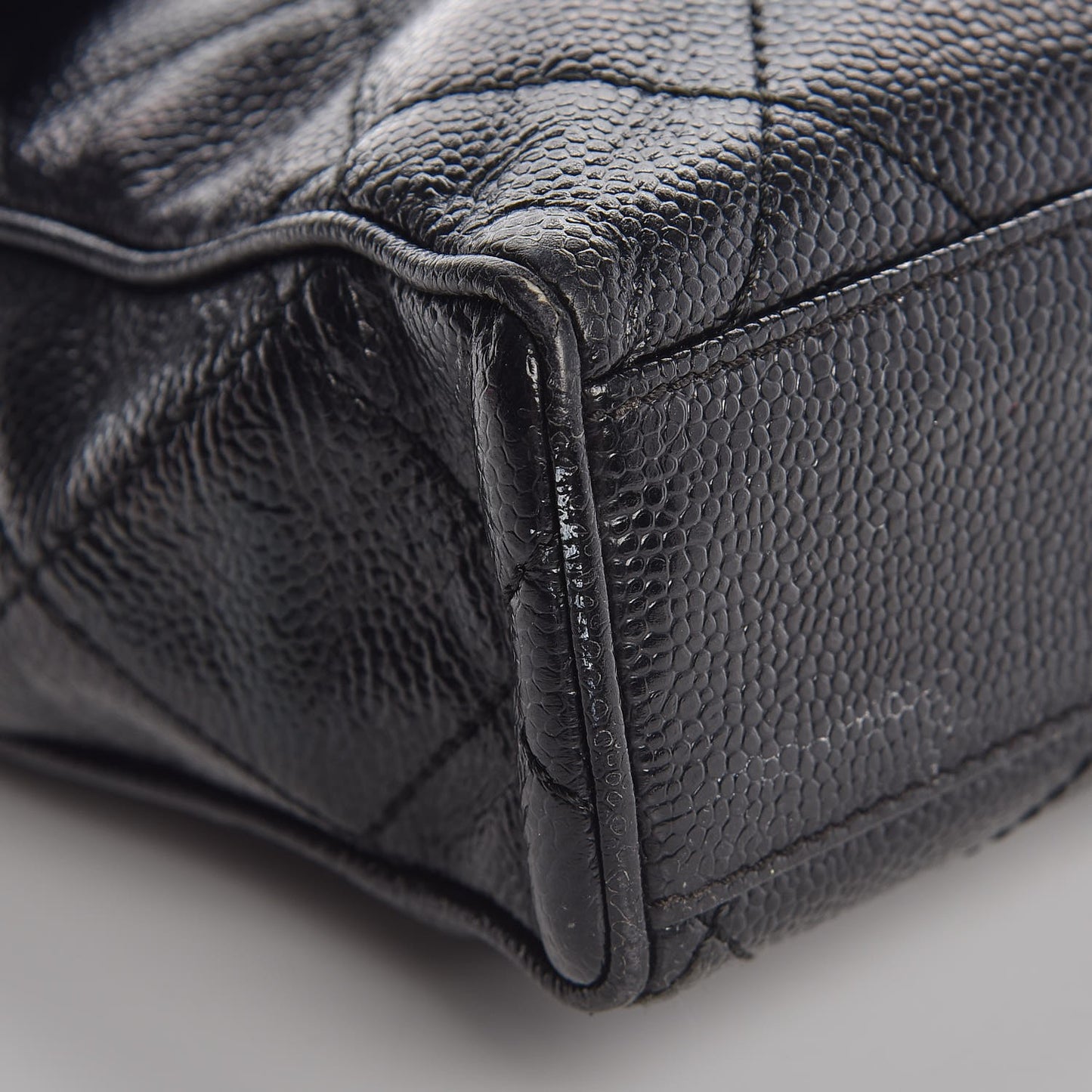 Caviar Quilted Medium Single Flap Black