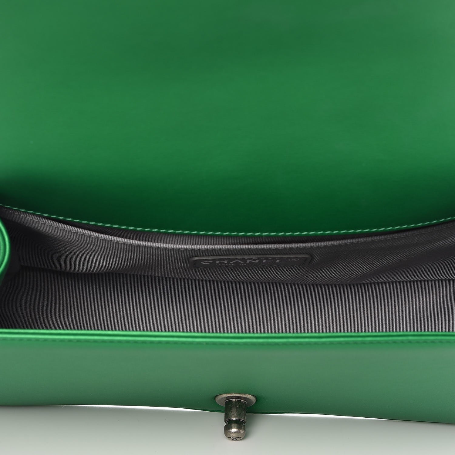 Chanel Metallic Calfskin Quilted Medium Boy Flap Green 5 of 9