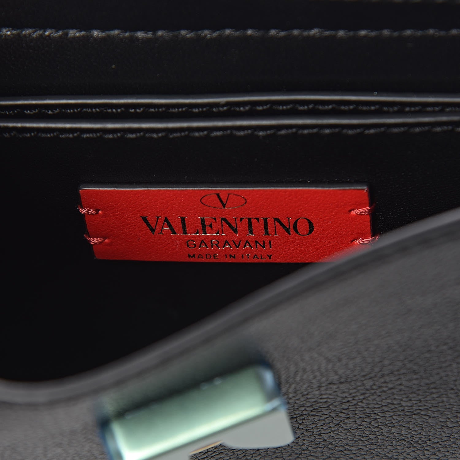 Valentino Garavani Textured Patent Calfskin VRing Belt Bag Black 6 of 9