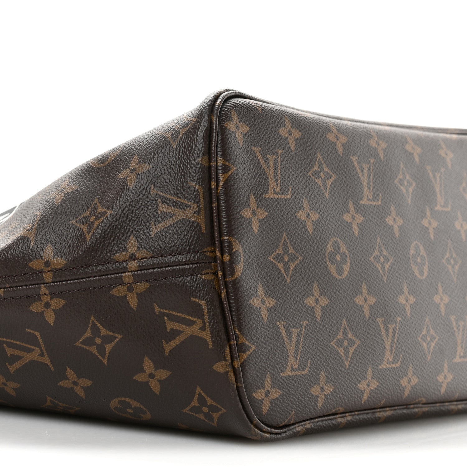 Louis Vuitton Monogram World Tour Neverfull MM 11 of 12