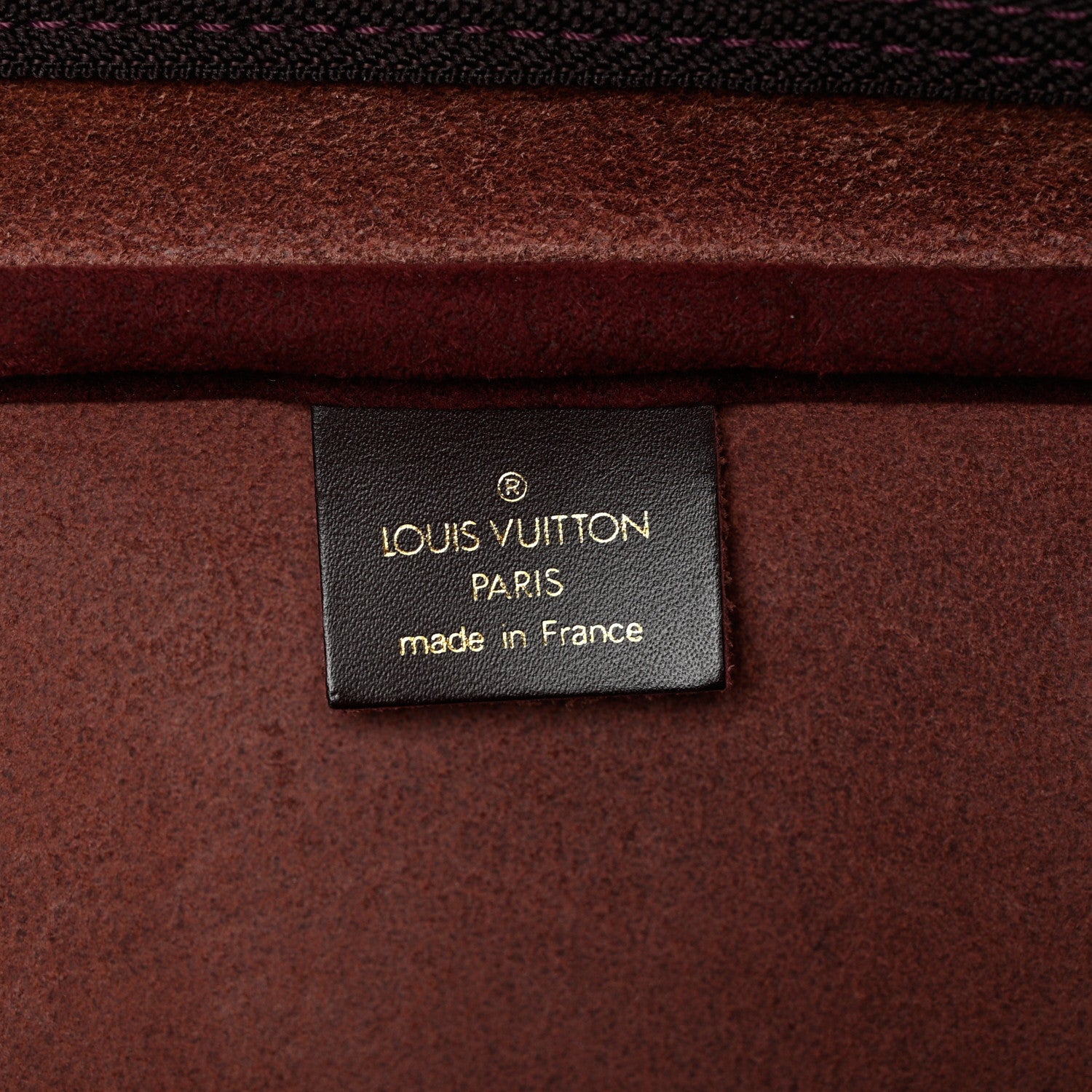 Louis Vuitton Taiga Kendall PM Acajou 5 of 13