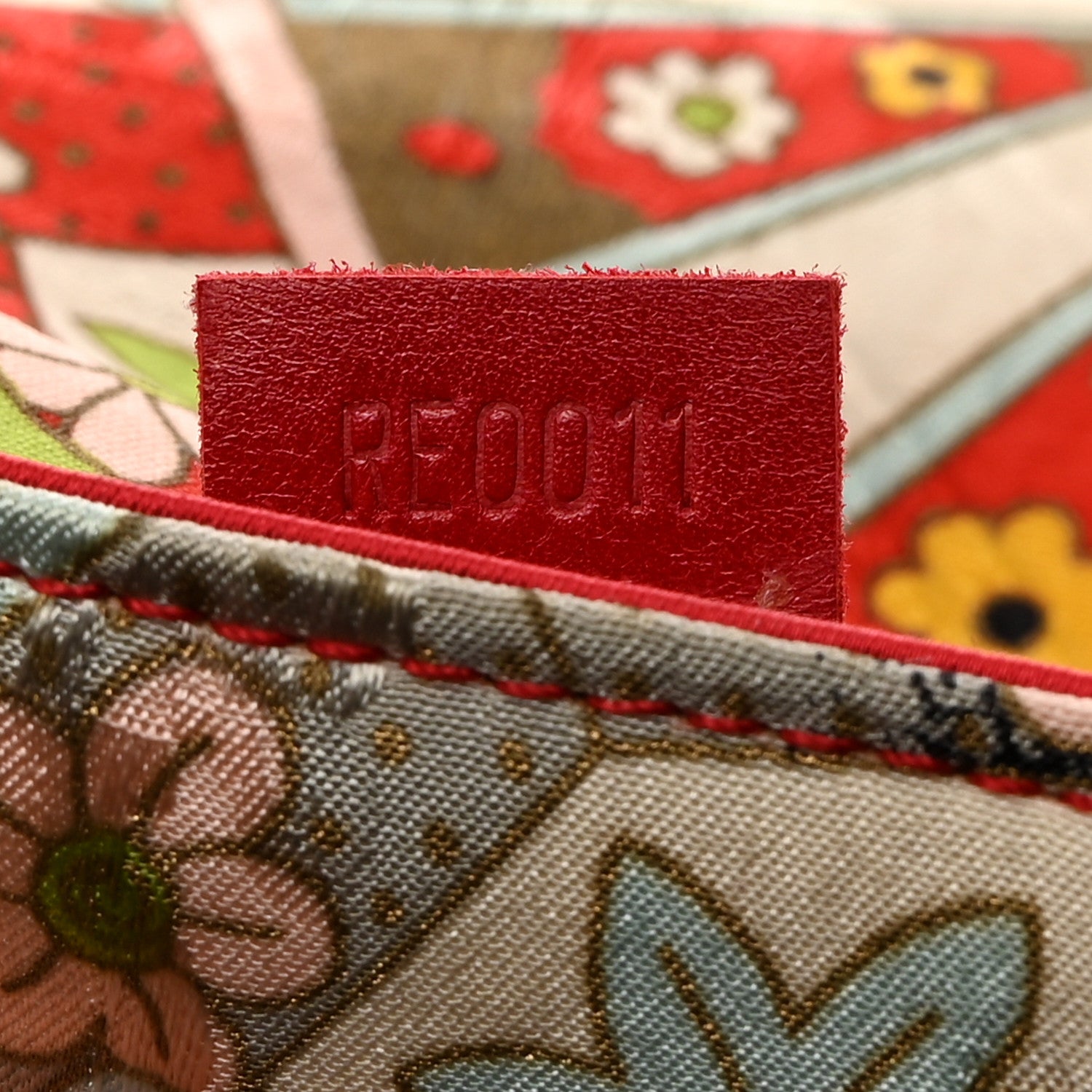 Christian Dior Silk Embroidered Chinosiere Saddle Clutch Multicolor 8 of 8