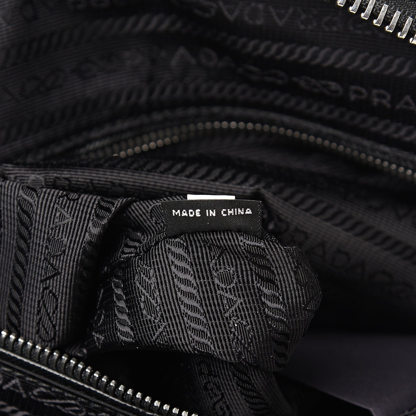 Nylon Tessuto Impuntu Quilted Shoulder Bag Black