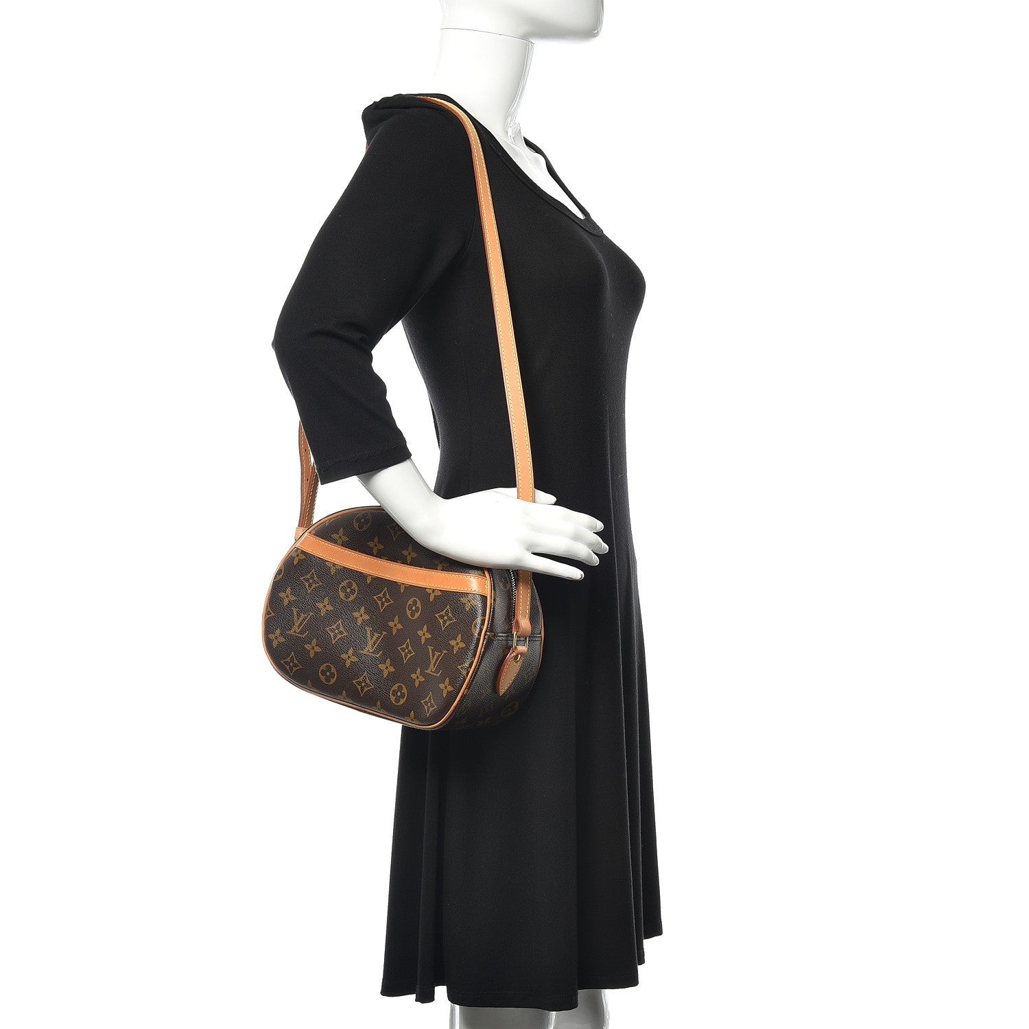 Louis Vuitton Monogram Blois 2 of 11