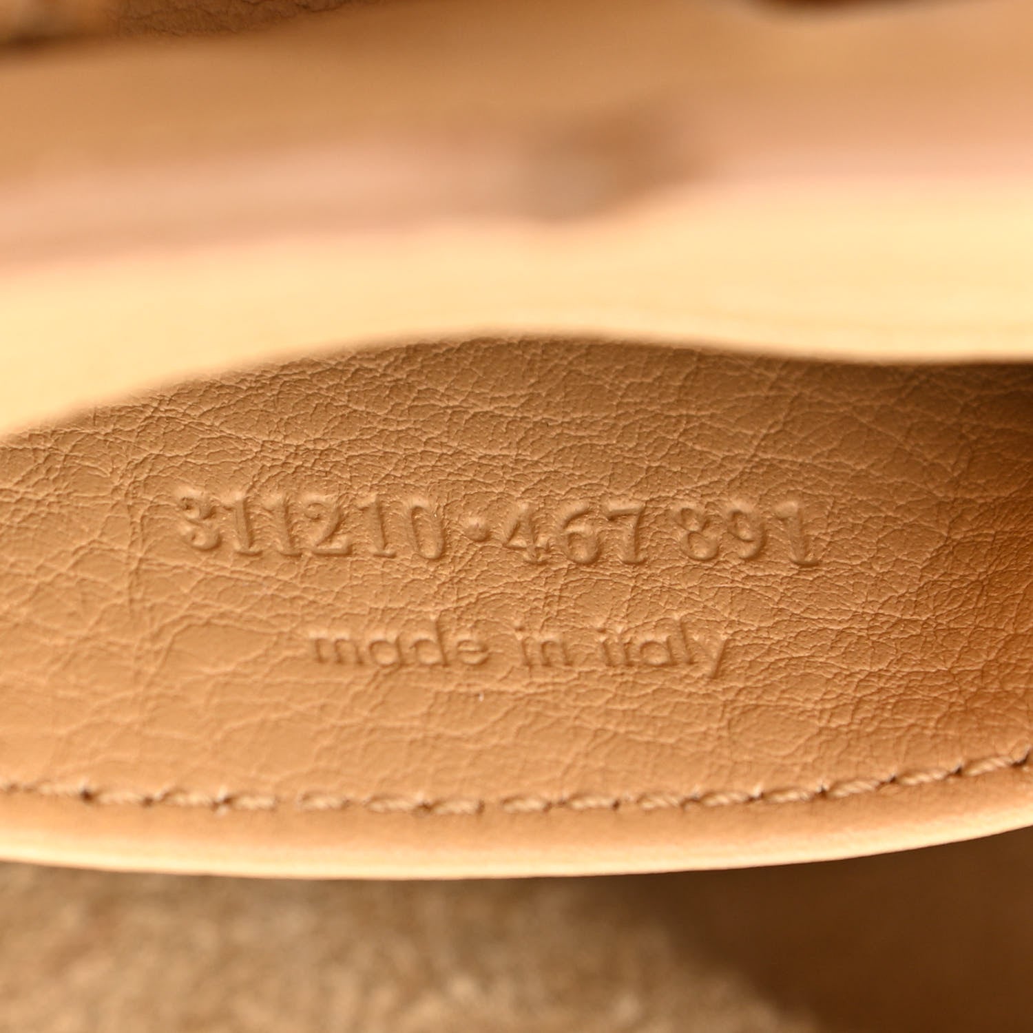 Saint Laurent Calfskin Small Classic Y Cabas Light Beige 6 of 11