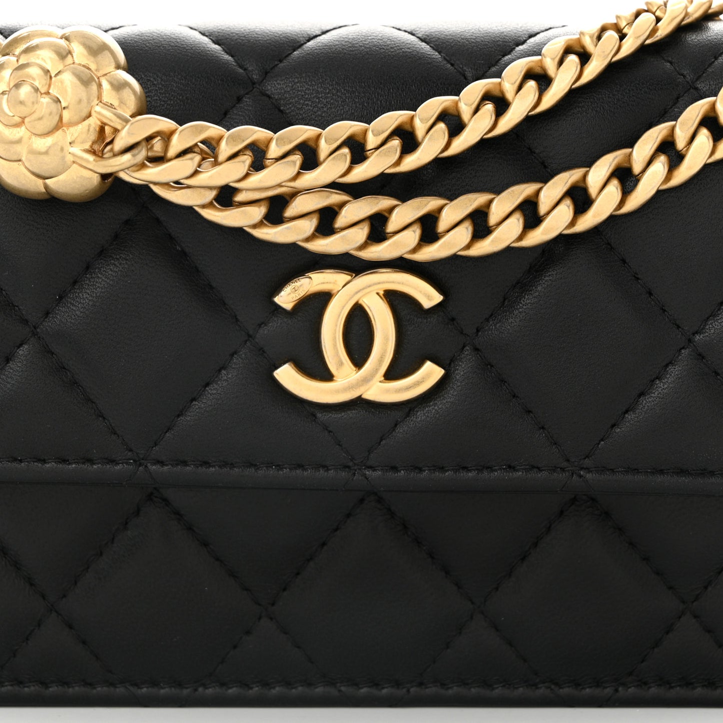 Lambskin Quilted Sweet Camellia Flap Phone Holder With Chain Black