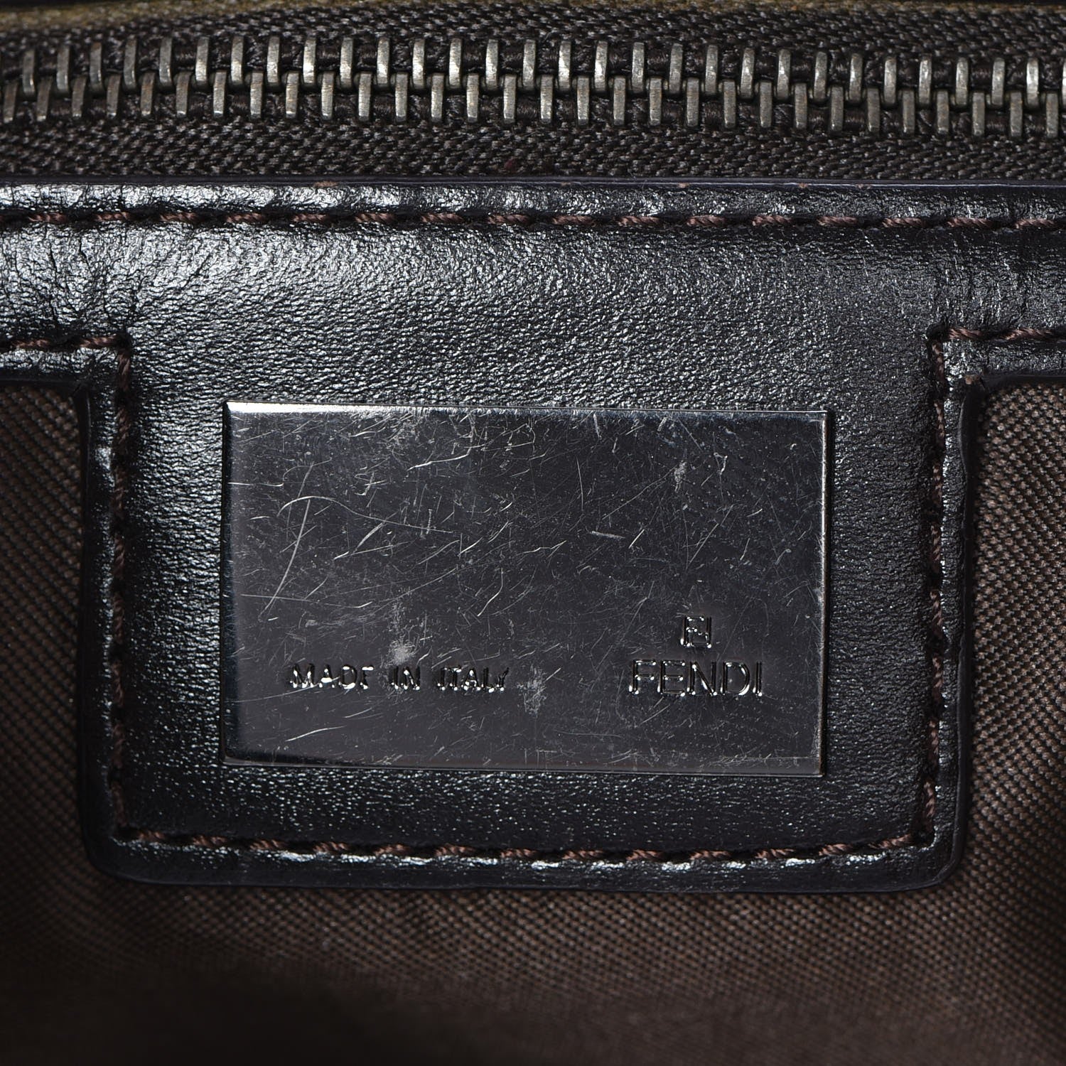 Fendi Zucchino Cuoio Shoulder Bag Mogano Panna Testa di Moro 7 of 11