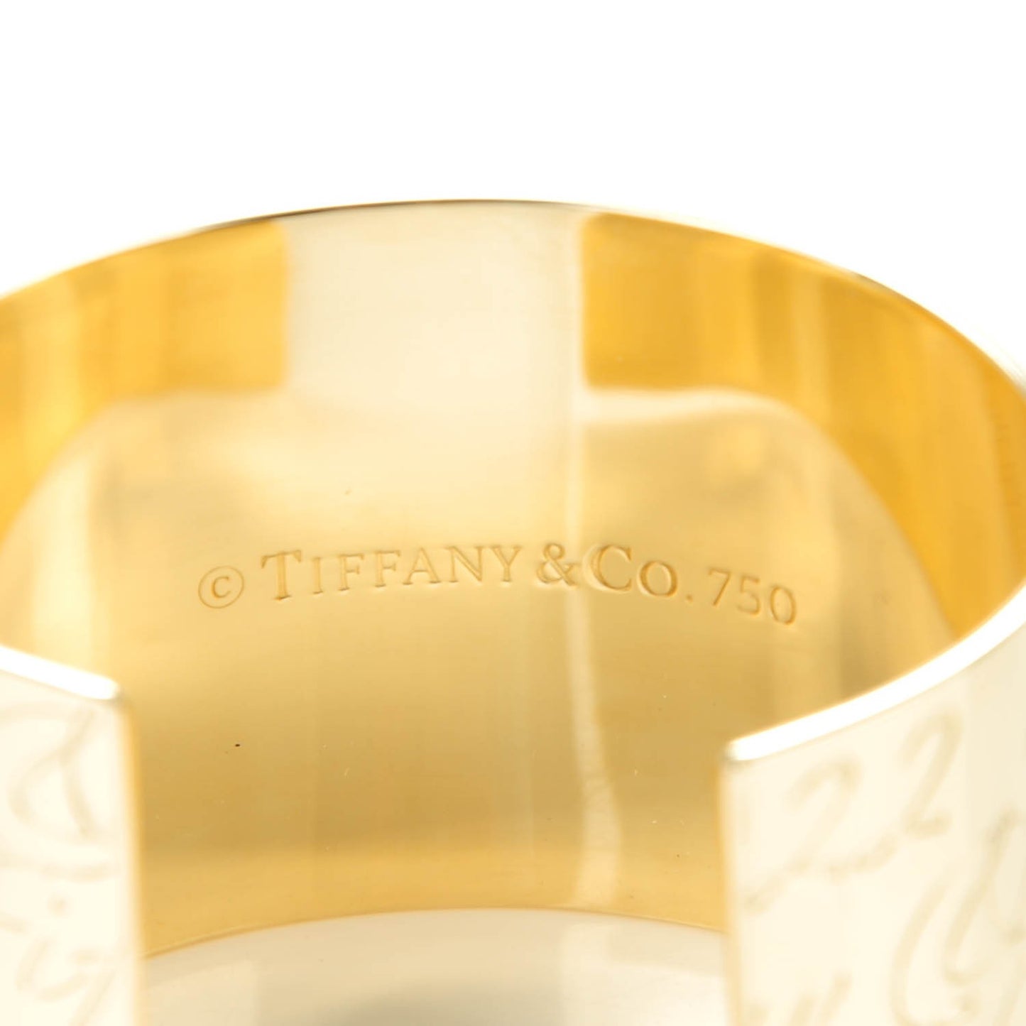 18K Yellow Gold Wide Notes Cuff