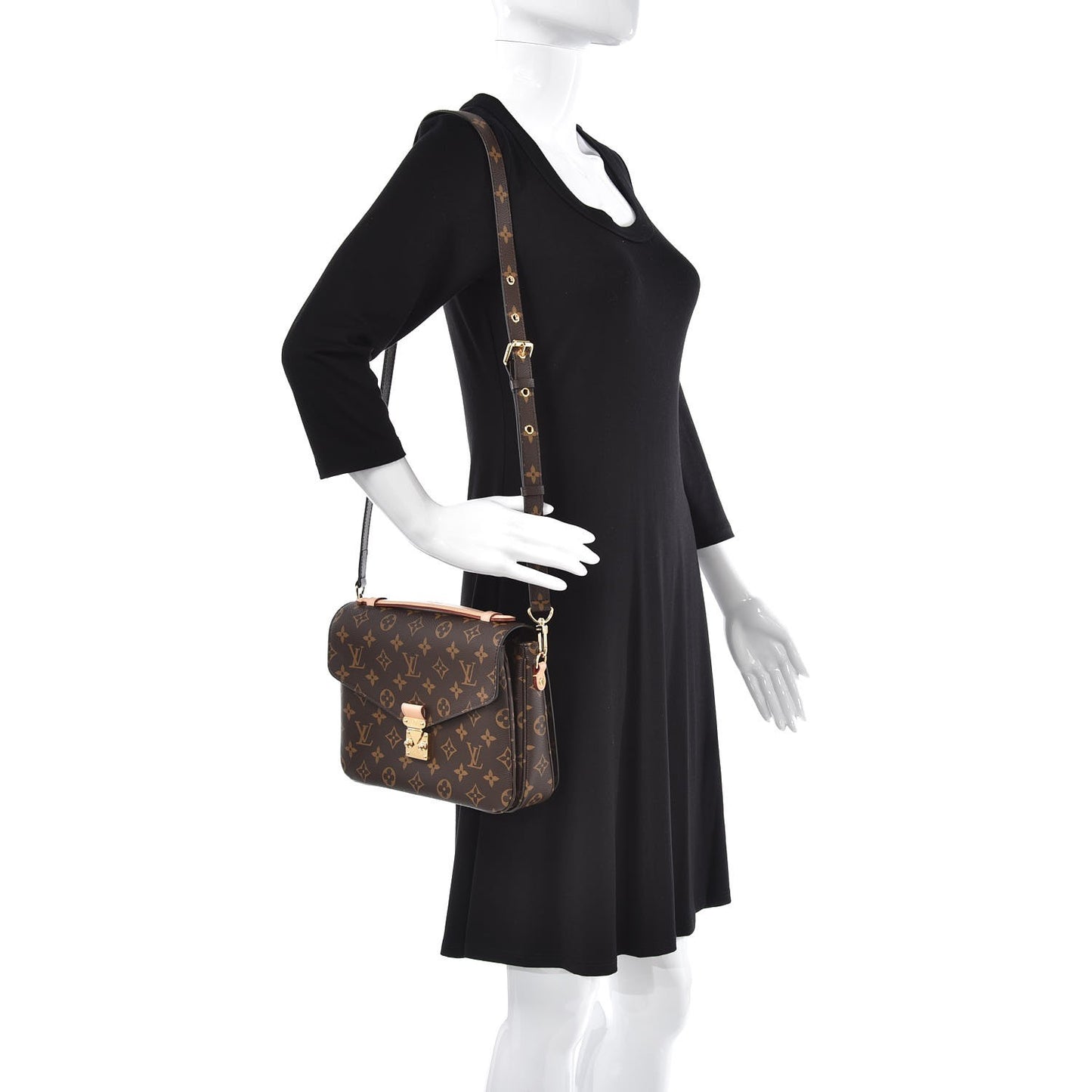 Monogram Pochette Metis