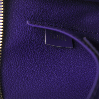 Louis Vuitton Epi Toiletry Pouch 19 Figue 7 of 7
