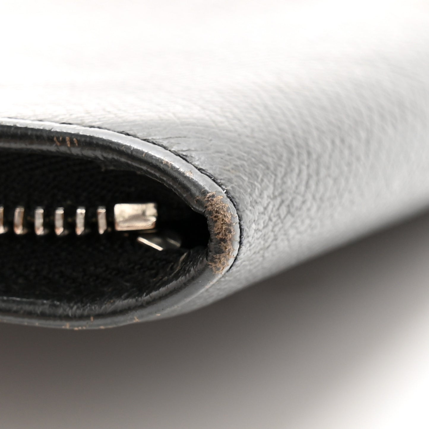 Taiga Zip Wallet Black