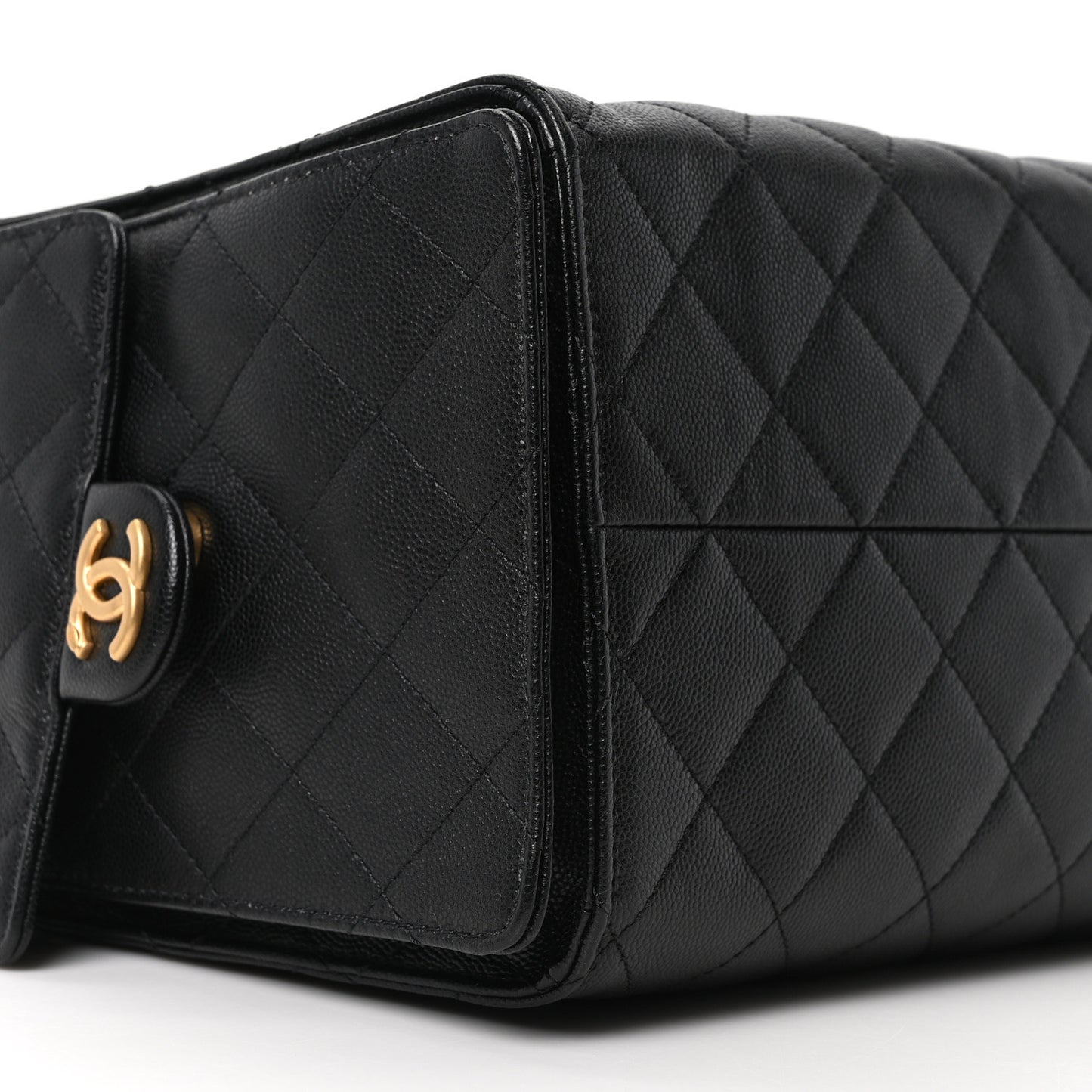 Caviar Quilted Medium Chanel 25 Handbag Black