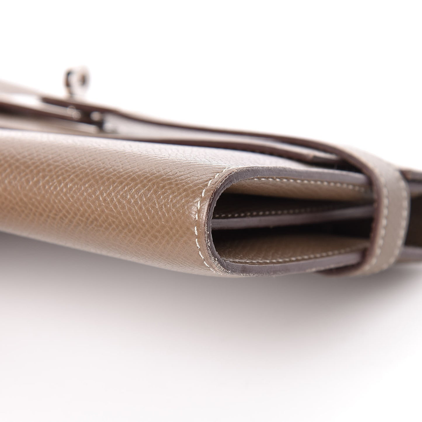 Epsom Kelly Longue Wallet Etoupe