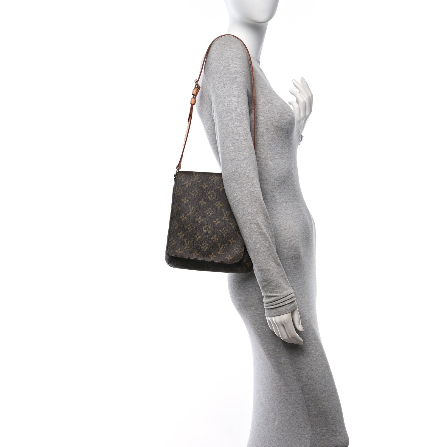 Louis Vuitton Monogram Musette Salsa 2 of 9