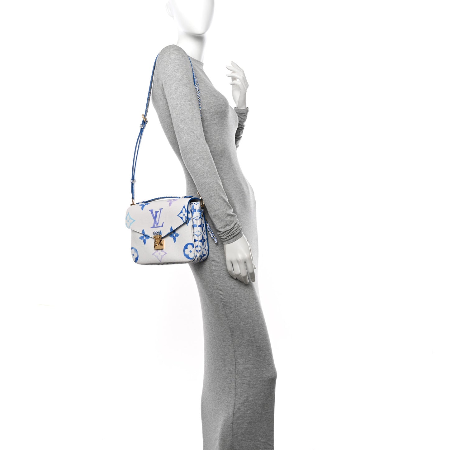 Monogram Giant By The Pool Pochette Metis MM Blue