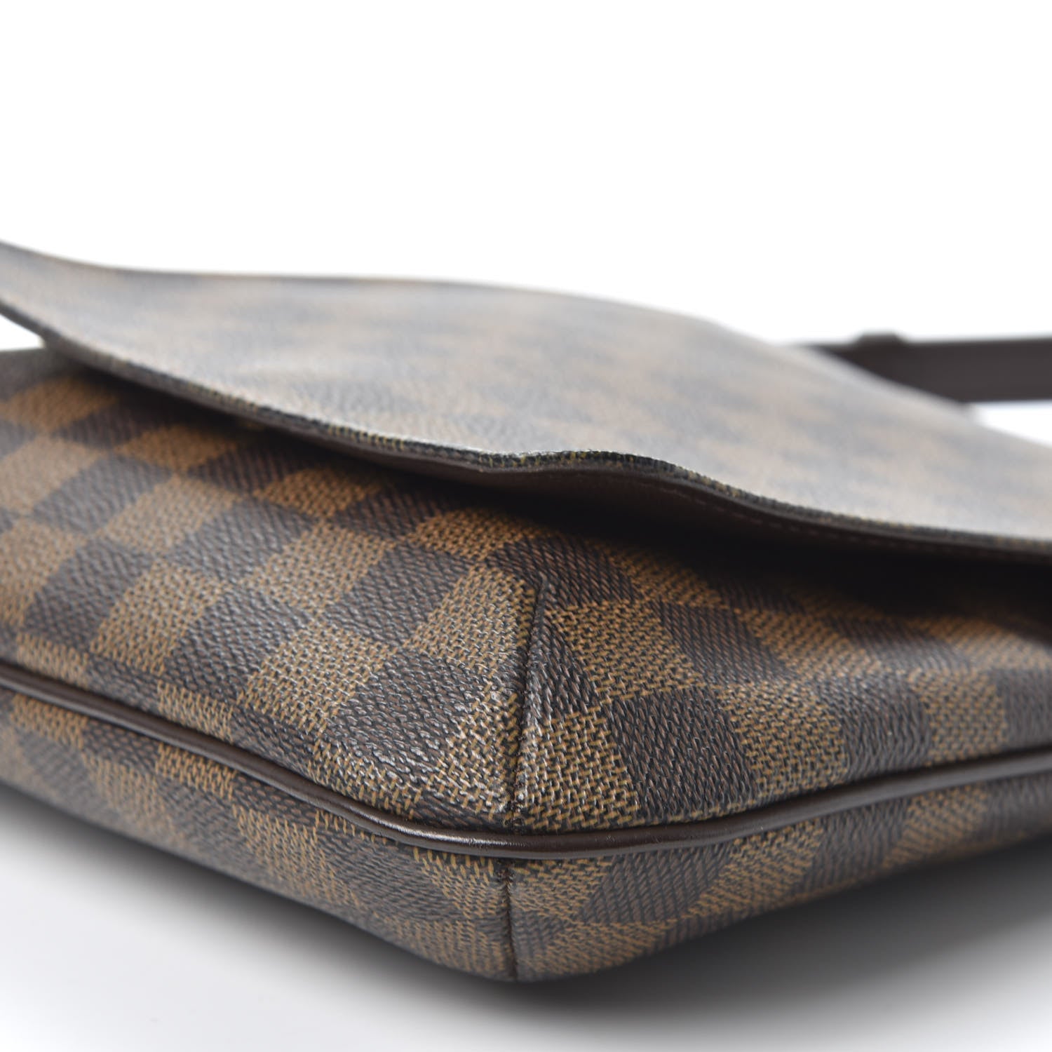 Louis Vuitton Damier Ebene Musette Salsa 6 of 8