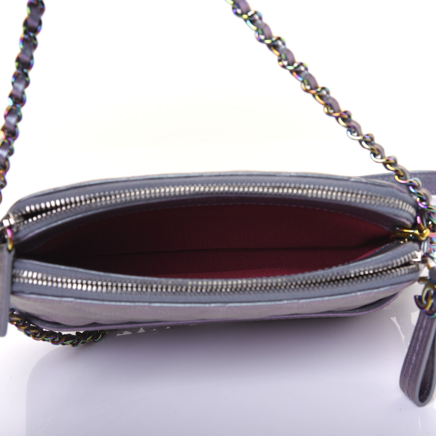 Iridescent Lambskin Calfskin Quilted Small Gabrielle Clutch With Chain Light Purple