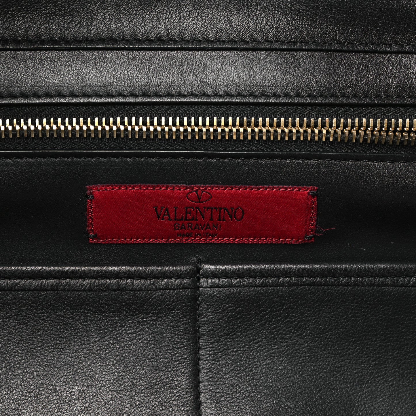 Vitello Medium Rockstud Tote Black