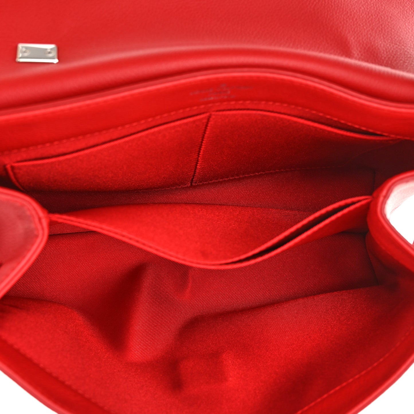 Soft Calfskin Lockme II Top Handle Rubis