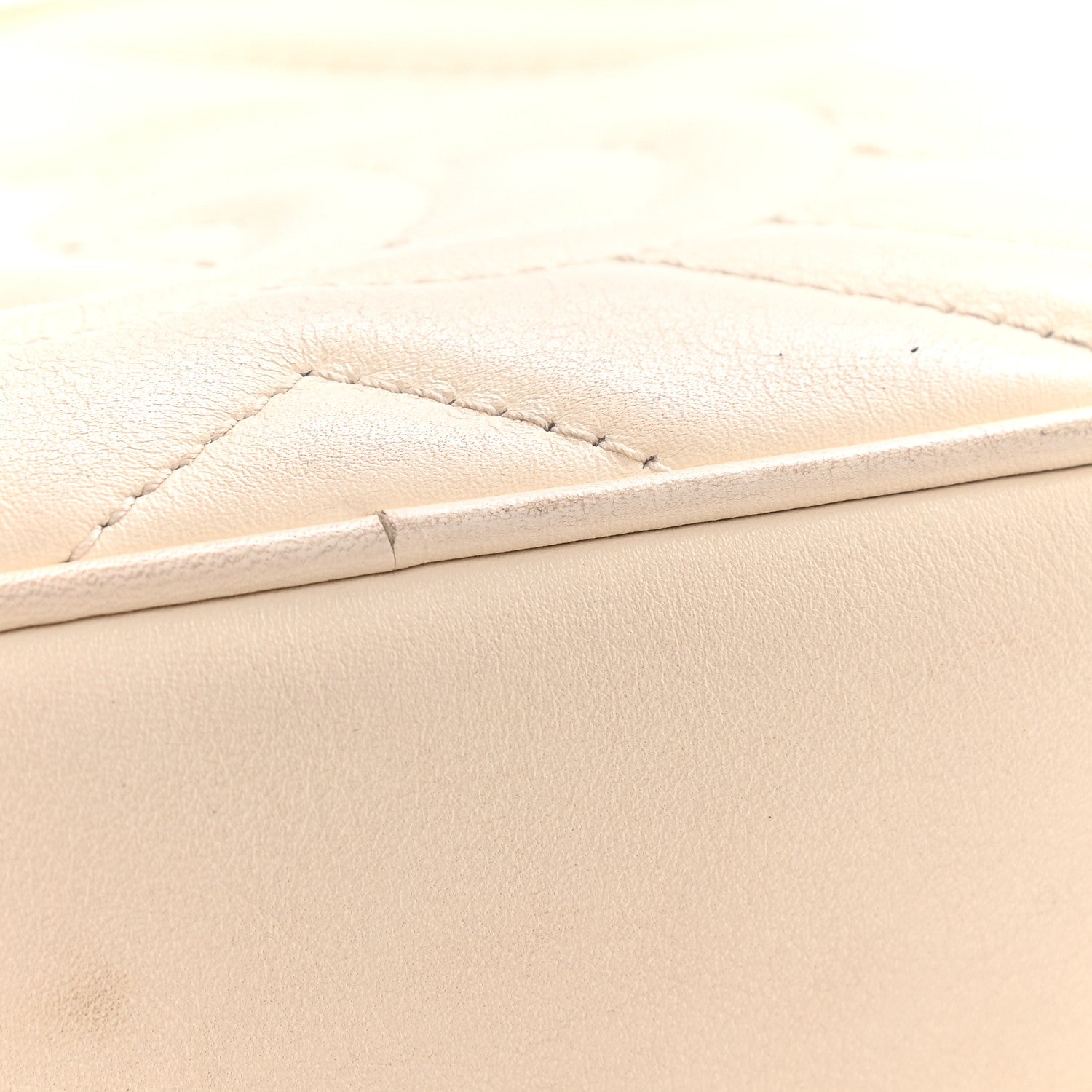 Gucci Calfskin Matelasse Mini GG Marmont Chain Shoulder Bag White 10 of 13