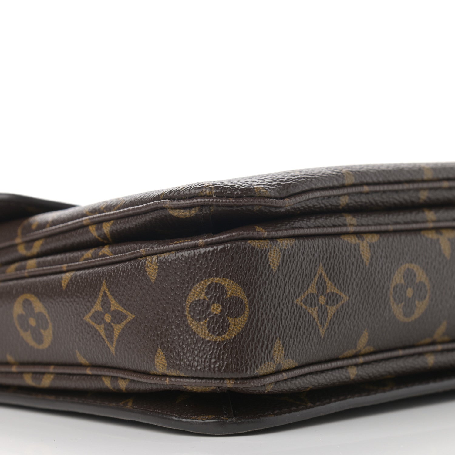 Louis Vuitton Monogram Pochette Metis 9 of 14