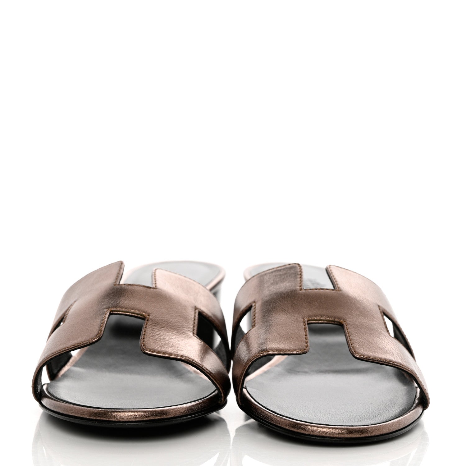 Hermes Metallic Calfskin Oasis Sandals 37 Or Vieilli 3 of 9