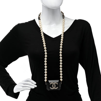 Chanel Resin Crystal Pearl Airpods Pro Holder Necklace Black Pearly White 2 of 7