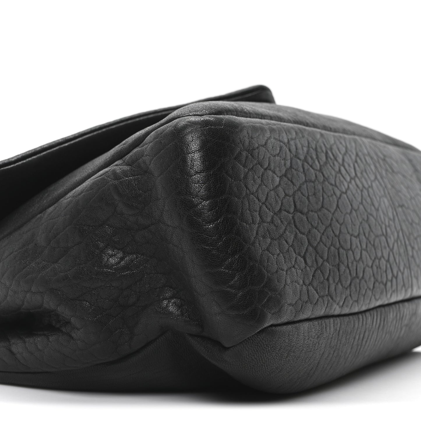 Grained Lambskin Large Calypso Black