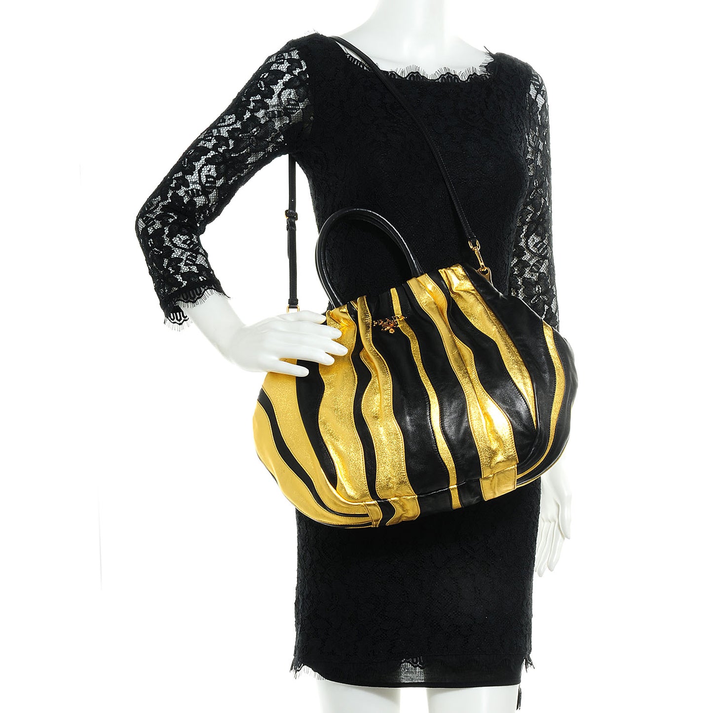 Nappa Stripes Shoulder Bag Black Oro