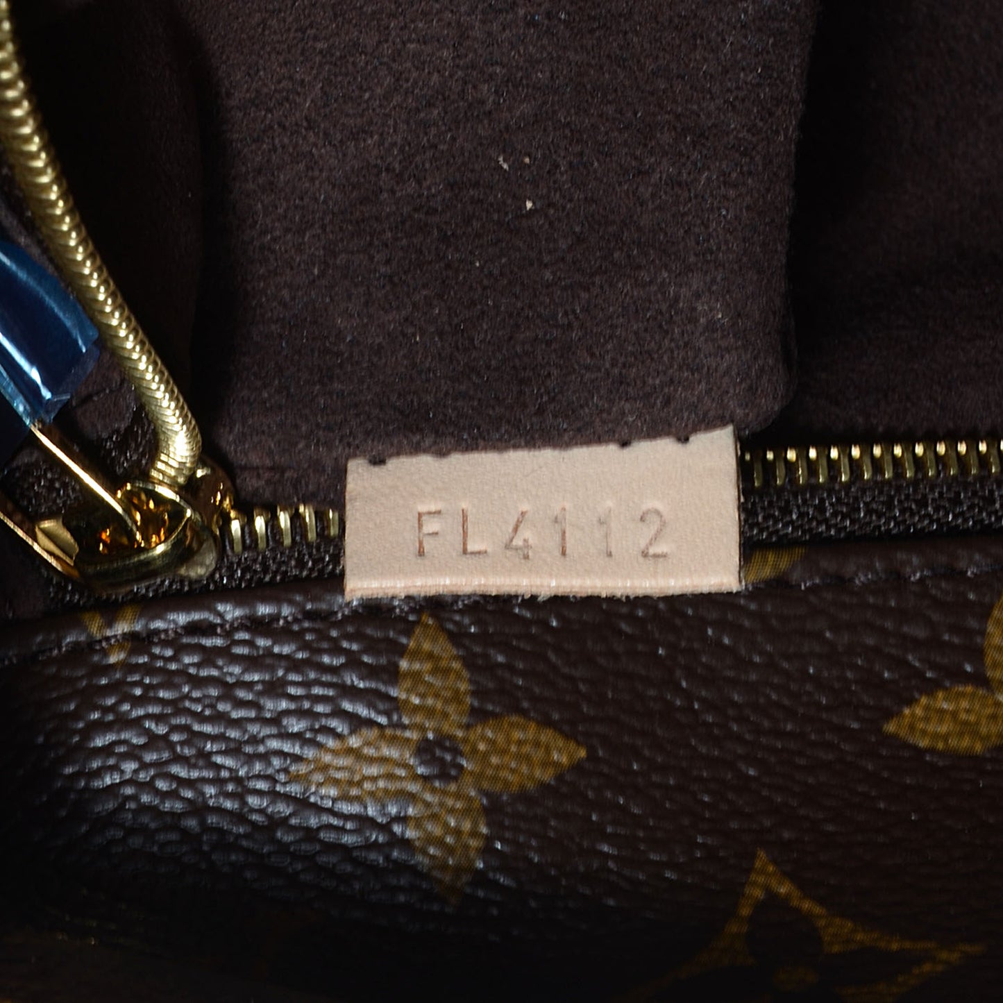 Monogram Metis
