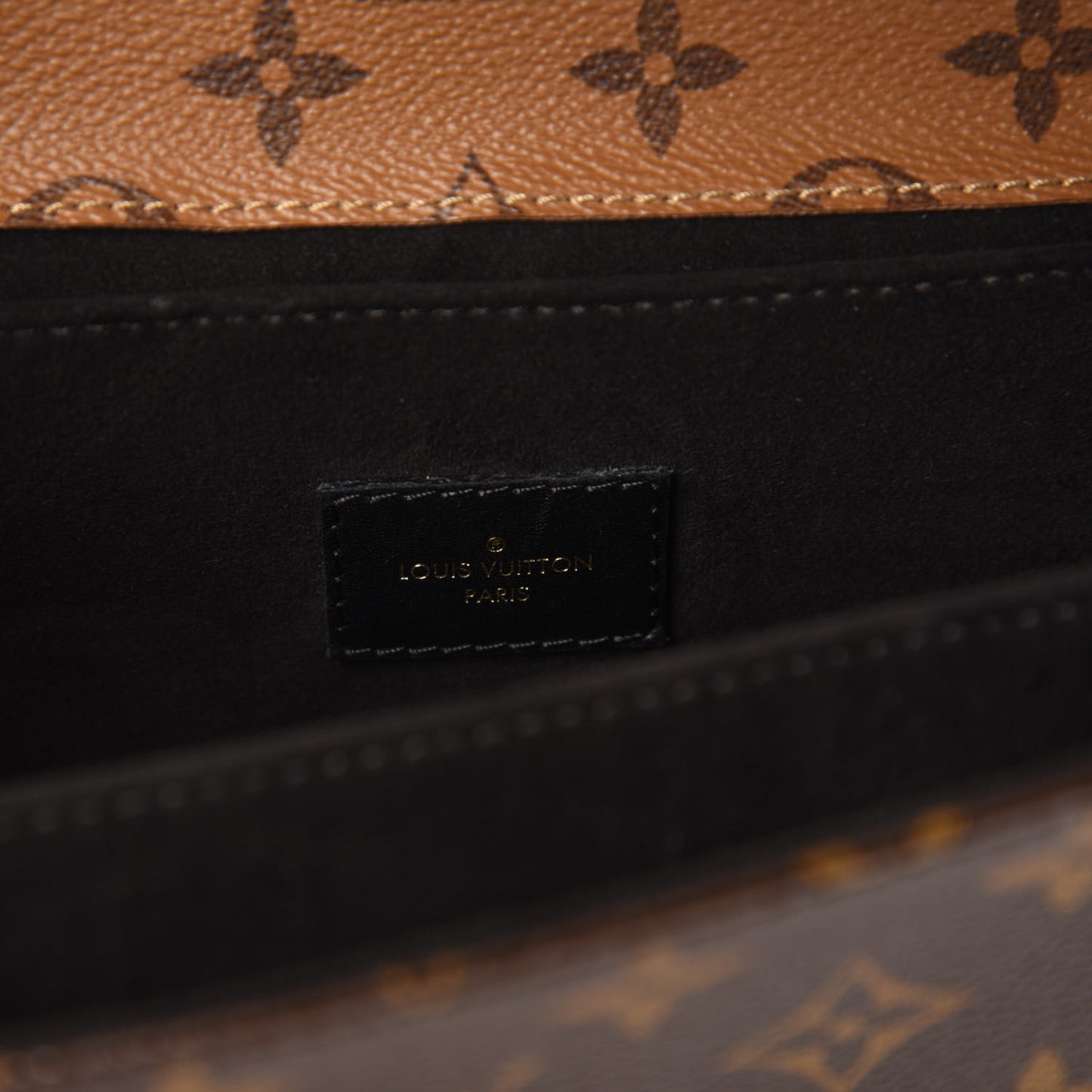 Reverse Monogram Pochette Metis