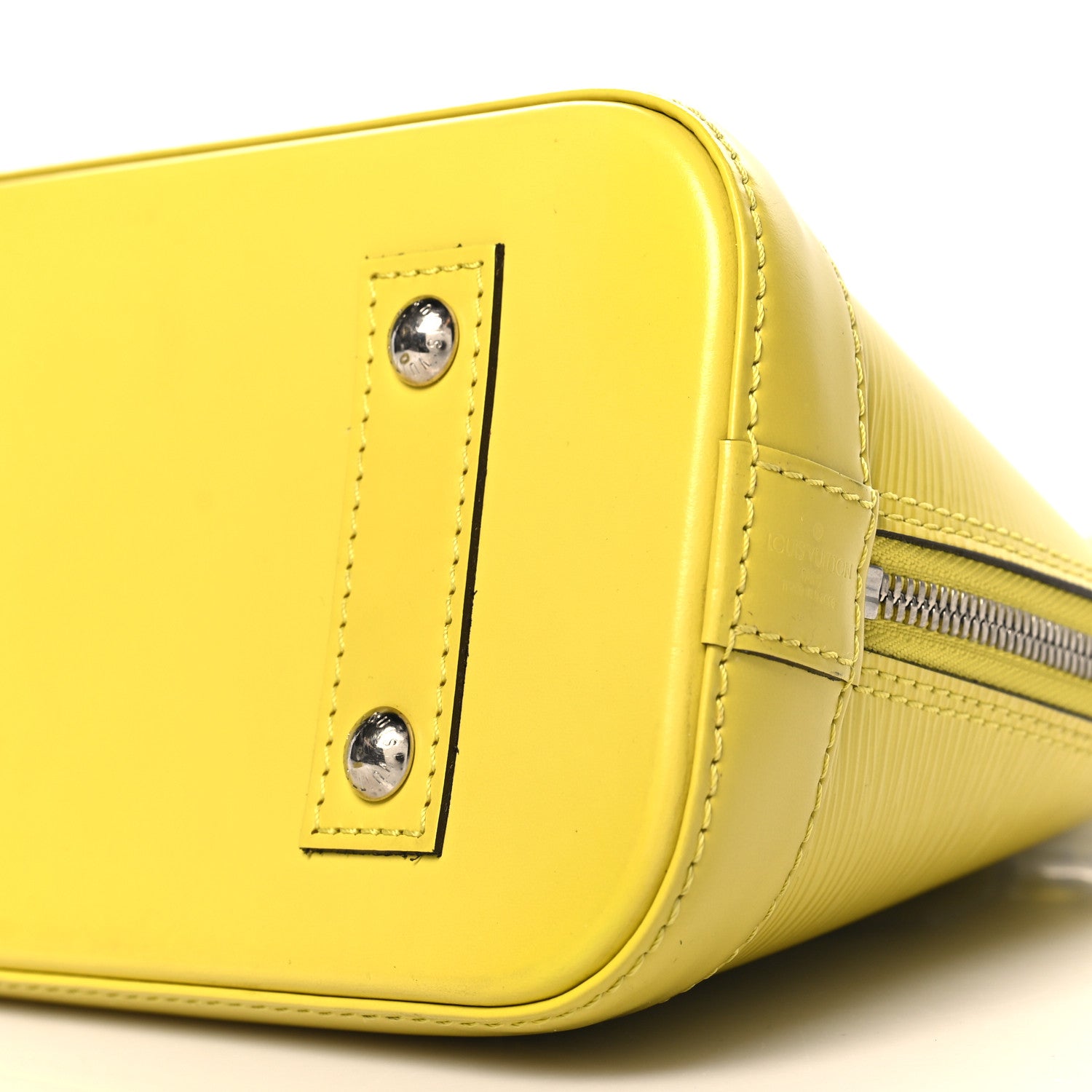 Louis Vuitton Epi Alma BB Pistache 9 of 11