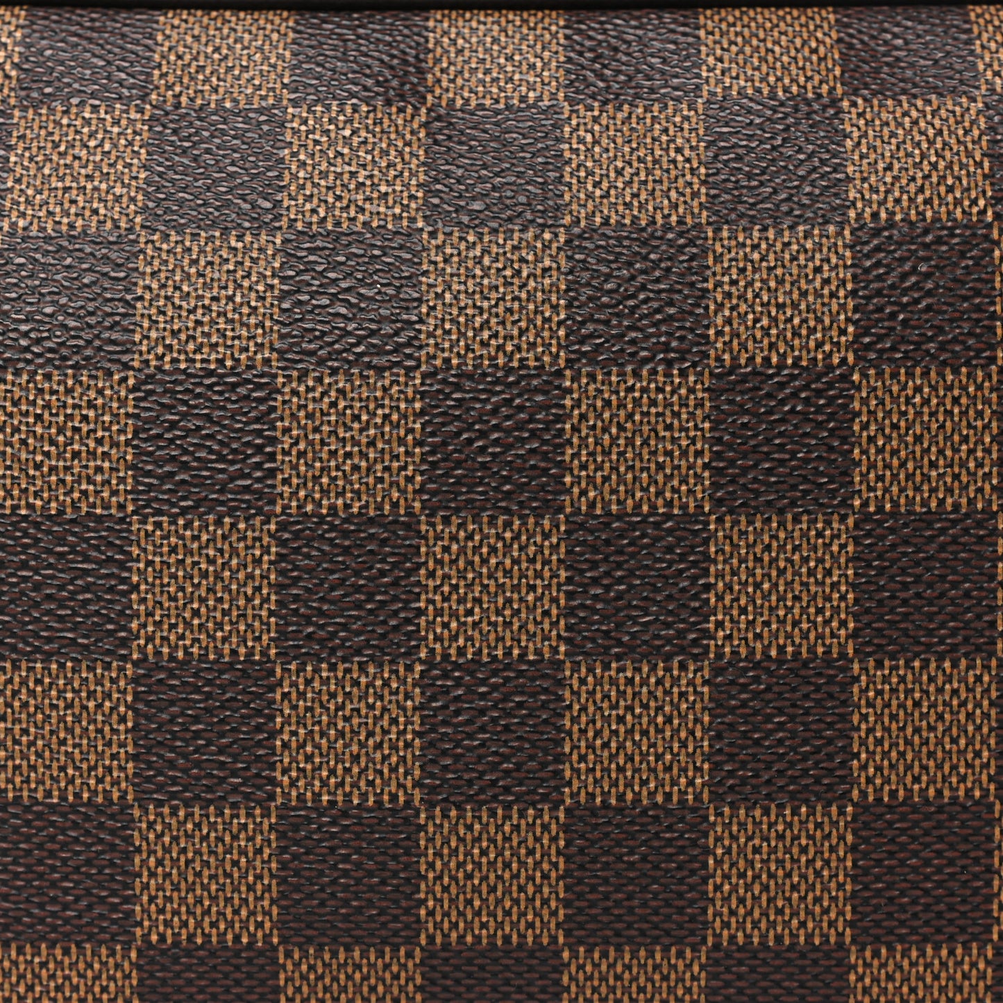 Damier Ebene Trousse Toilette 28