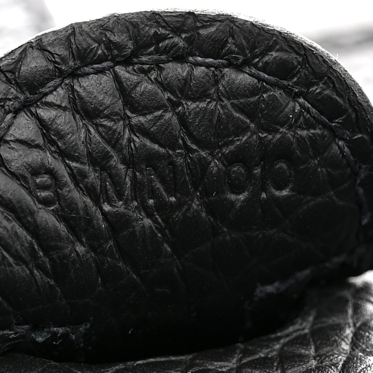 Taurillon Clemence Evelyne III PM Black