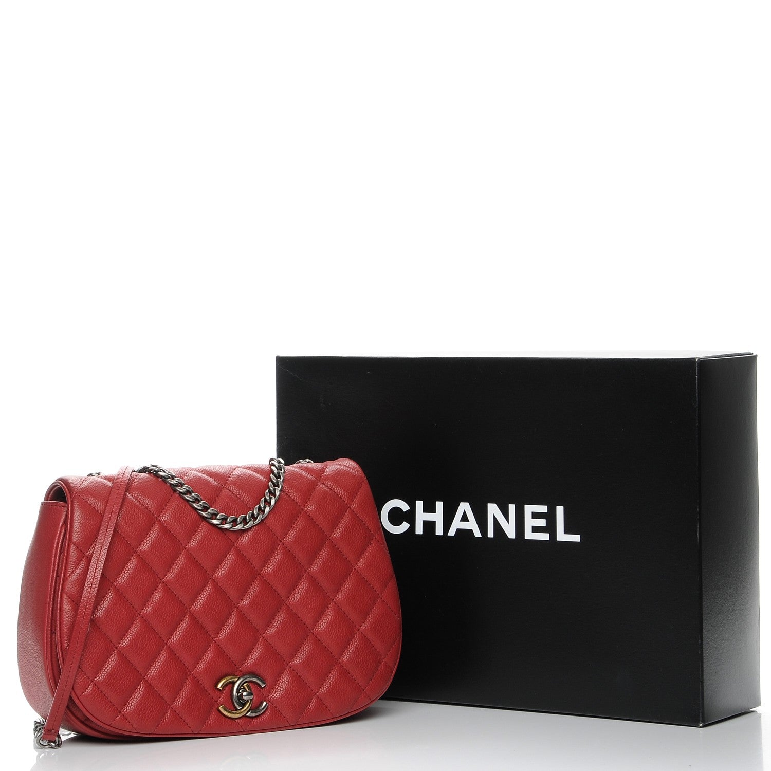 Chanel Caviar Quilted Casual Pocket Messenger Flap Red 9 of 9