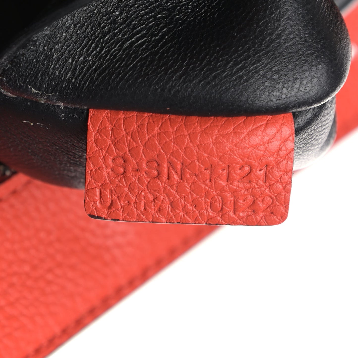 Drummed Calfskin Suede Medium Trapeze Vermillion