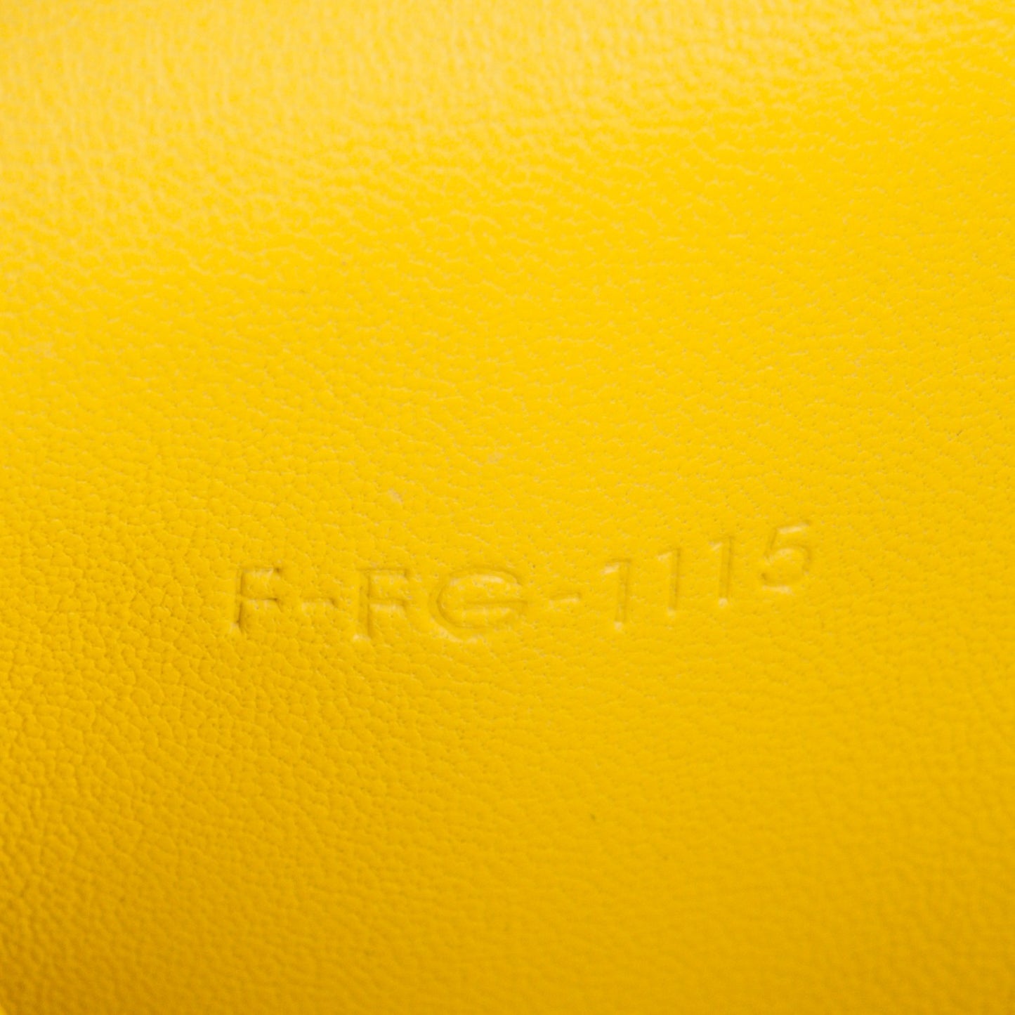 Drummed Calfskin Large Multifunction Flap Wallet Souris