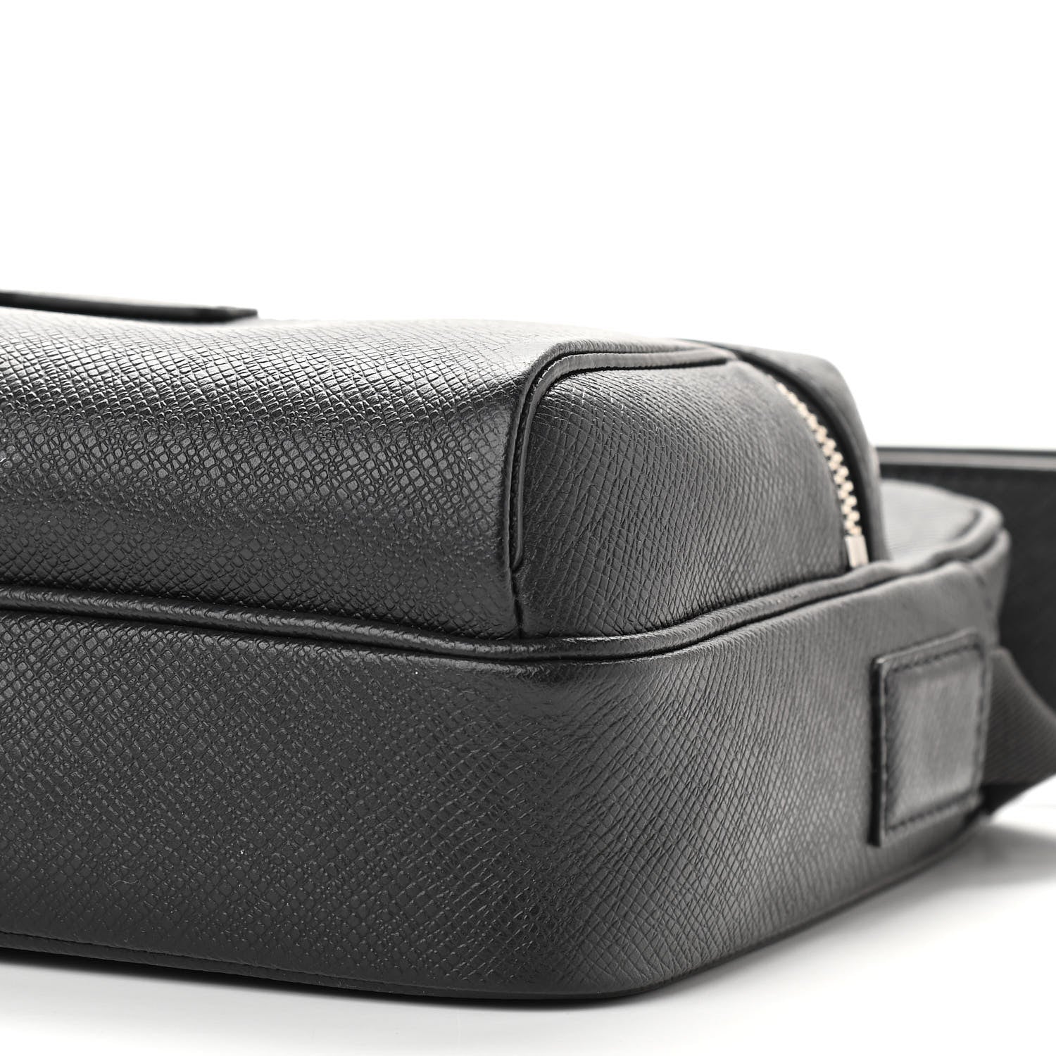 Louis Vuitton Taiga Outdoor Messenger PM Black 10 of 12