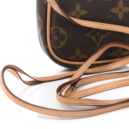 Louis Vuitton Monogram Pochette Cancun 7 of 8