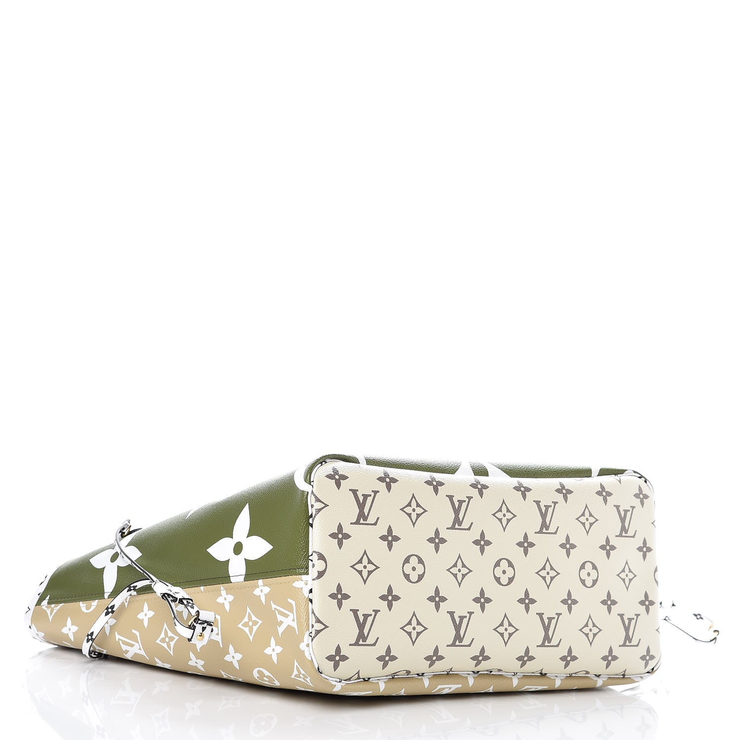 Louis Vuitton Monogram Giant Neverfull MM Kaki 5 of 11