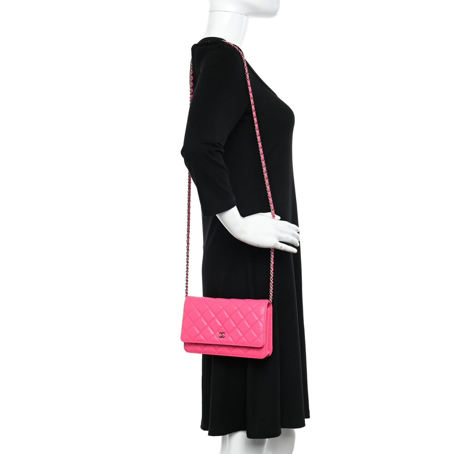 Caviar Quilted Wallet on Chain WOC Fuchsia