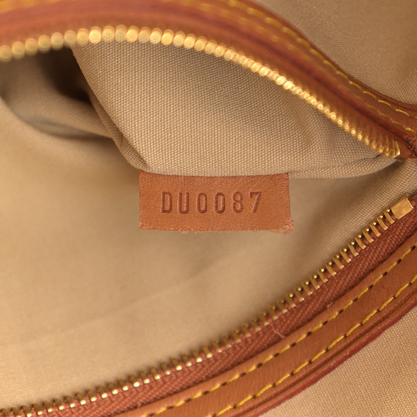 Monogram Dentelle Batignolles Horizontal Gold