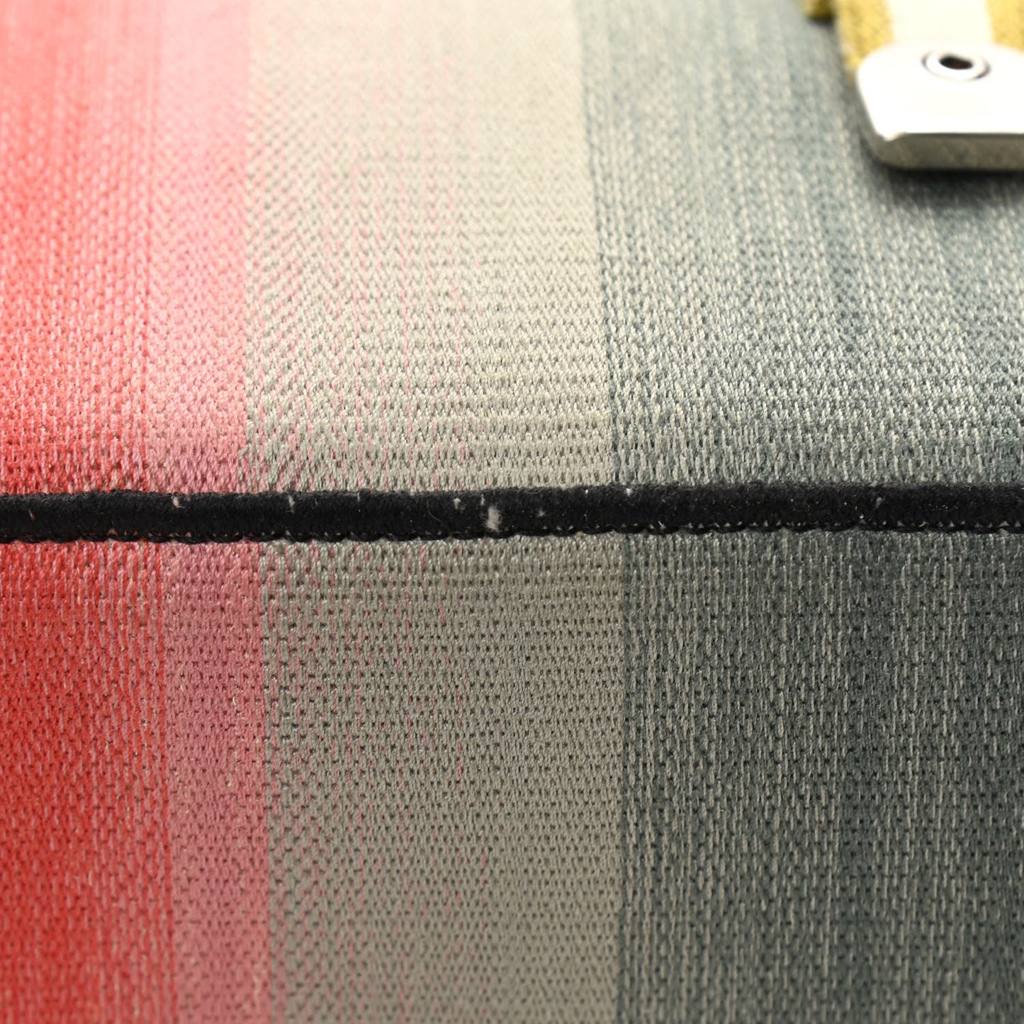 Canvas Embroidered Dioraura Messenger Multicolor