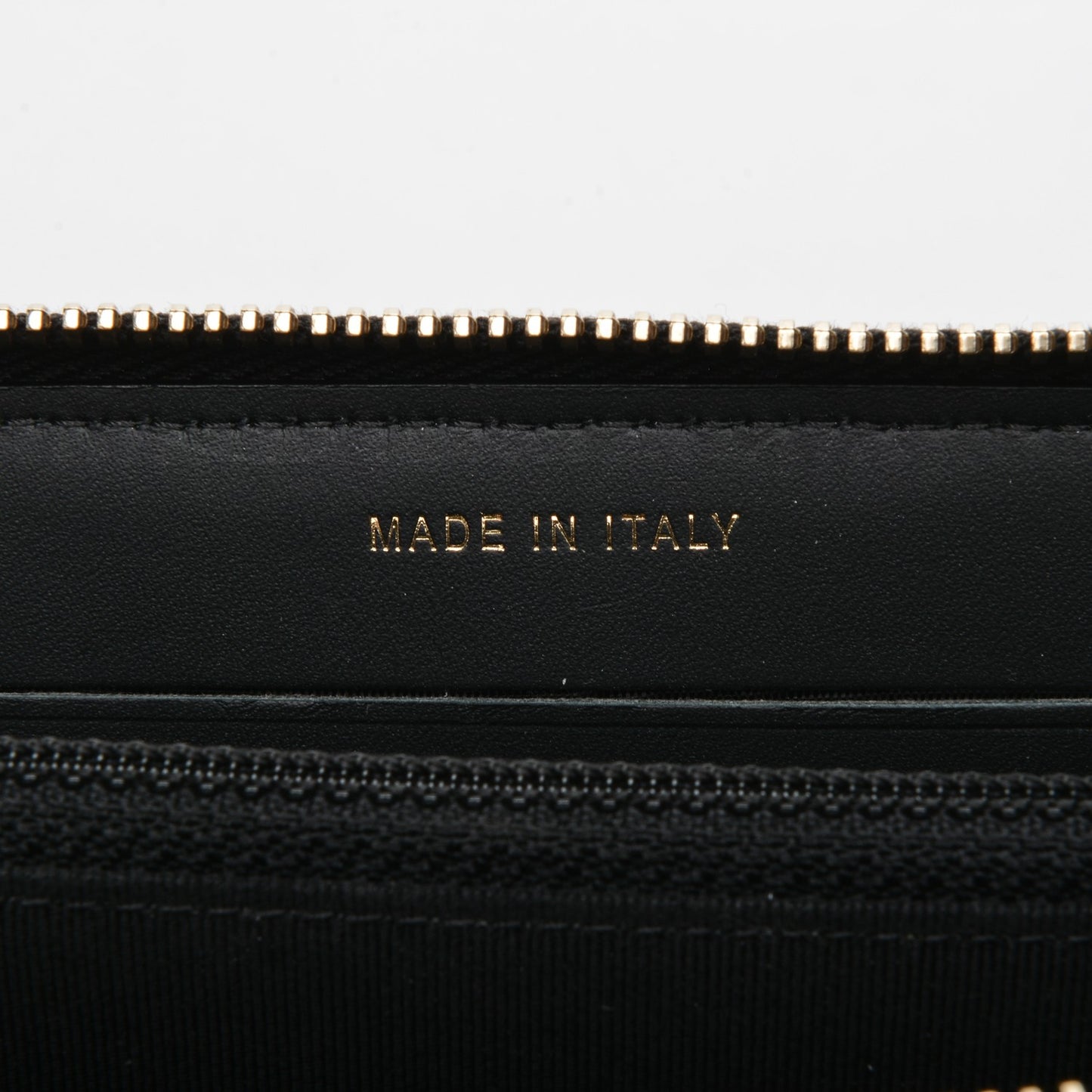 Caviar Quilted Large Gusset Double Zip Around Wallet Black