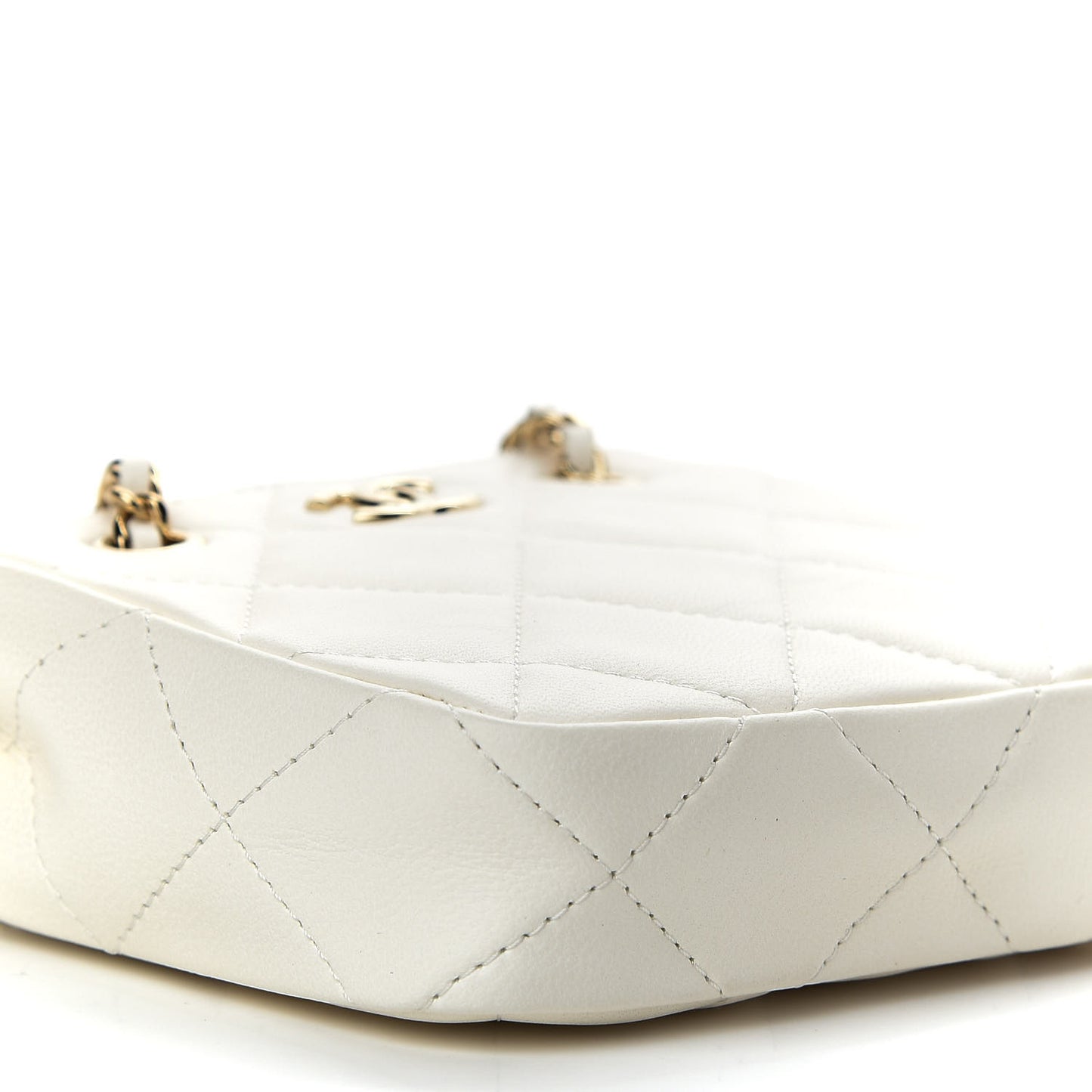 Lambskin Quilted Tiny Shopping Clutch With Chain White